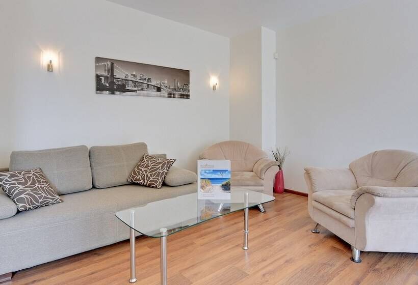Апартаменты Комфорт 1 Спальня, Dom & House   Apartments Parkur