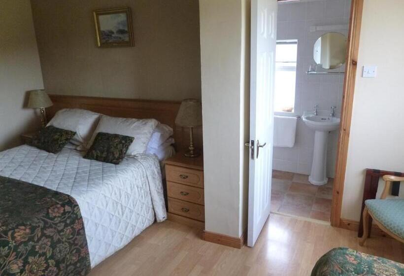 Deluxe Room Mountain View, Muckross Riding Stables