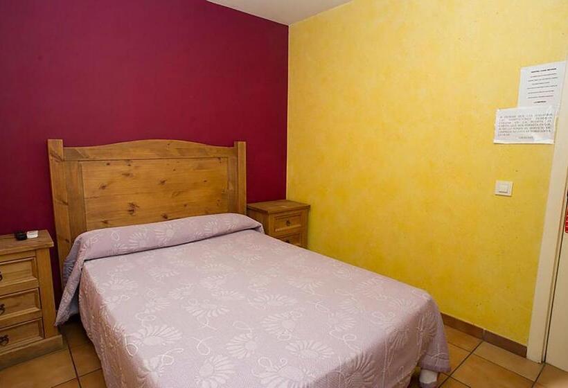 Номер Стандарт, Hostal Velarde