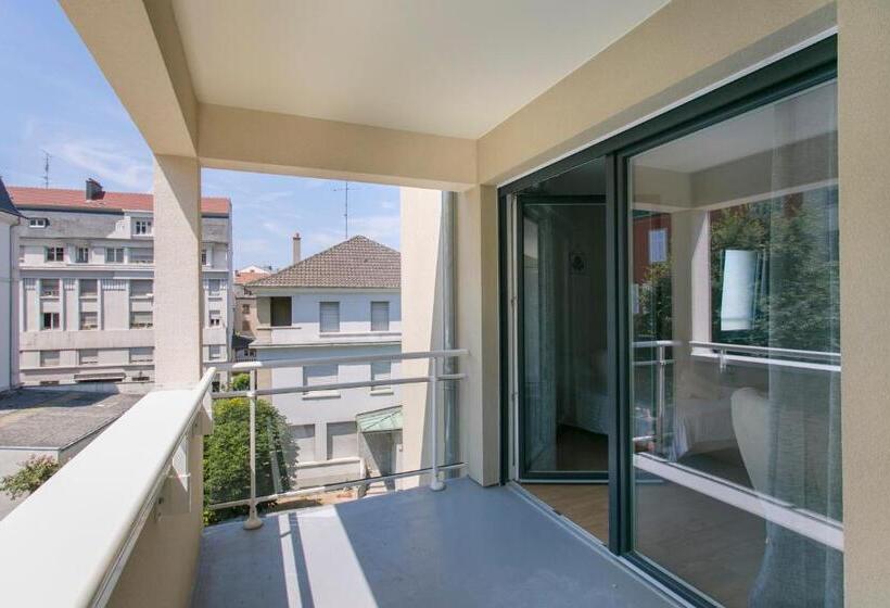 Студия Стандарт Двуспальная Кровать, Zenao Appart Hôtels Mulhouse