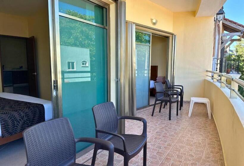 Люкс 2 Спальни, Selina Playa Del Carmen   Hostel