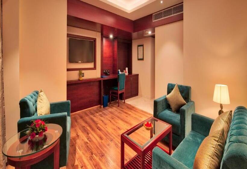 套房, Golden Tulip Essential Jaipur