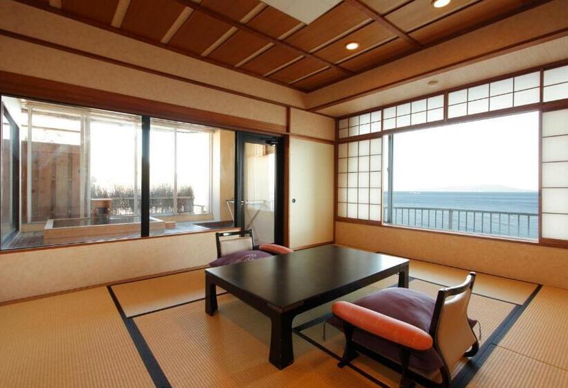 Четырехместный Номер Стандарт, Atagawa Yamatokan