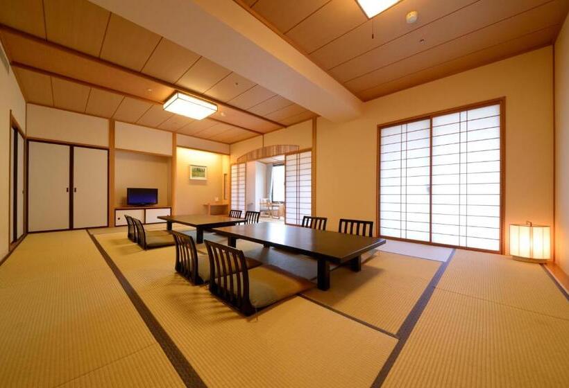 Номер Стандарт, Iizaka Onsen Surikamitei Ohtori