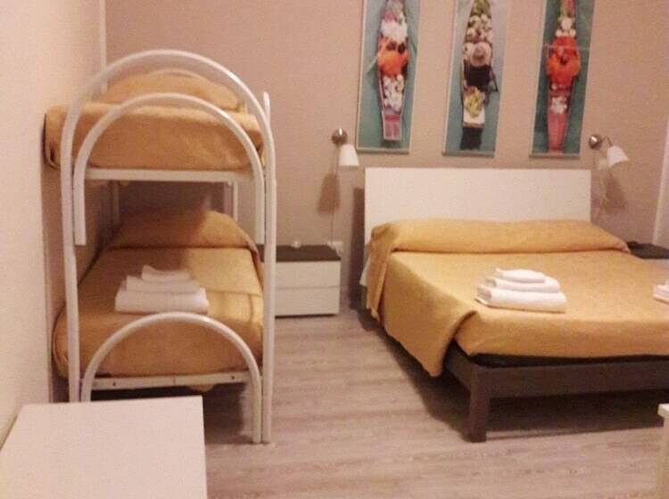 اتاق استاندارد چهار تخته, 4rooms B&b Salerno