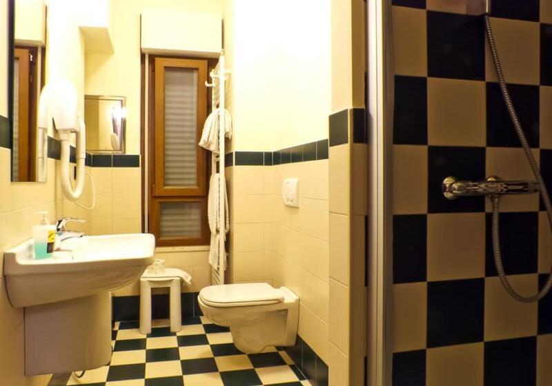 اتاق استاندارد با بالکن, Relax Style House Central Rooms