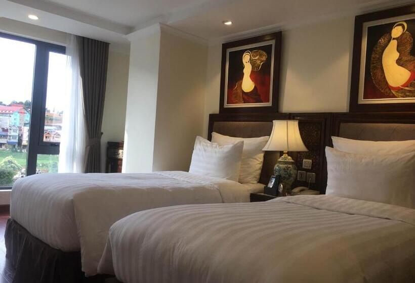 اتاق لوکس با چشم‌انداز دریاچه, Paris Boutique Hotel Sapa