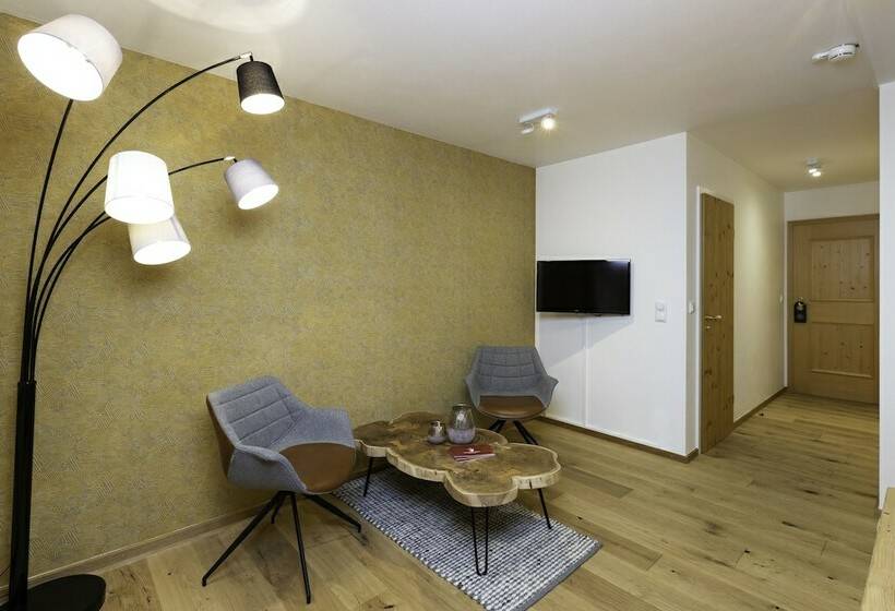 Номер Стандарт Вид на Горы, Landhaus Kössel