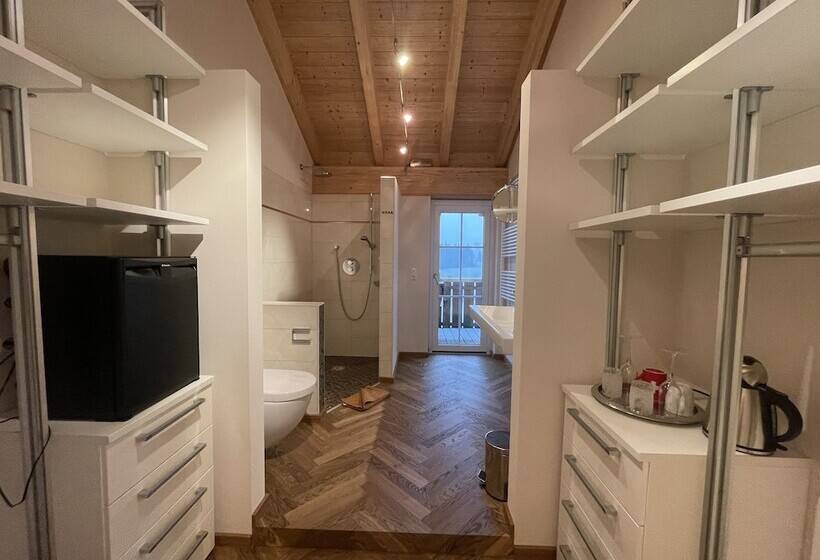 Номер Стандарт Вид на Горы, Landhaus Kössel