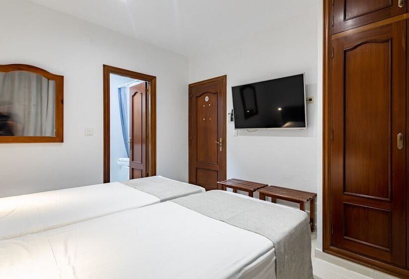 Номер Стандарт, Hostal La Costa