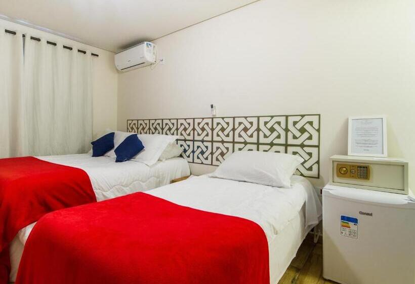 Трехместный Номер Базовый, Villa Vintage Campos   Piscina E Opções De Suites Com Hidromassagem
