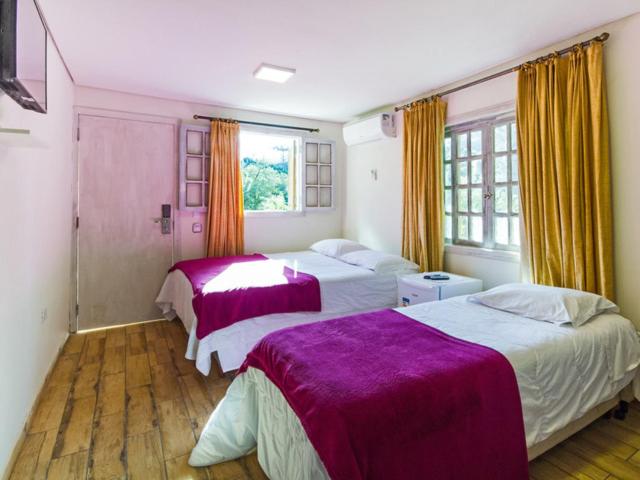 Семейный Номер Вид на Сад, Villa Vintage Campos   Piscina E Opções De Suites Com Hidromassagem