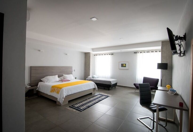 Президентский Люкс, Maria Ines Hotel Suite