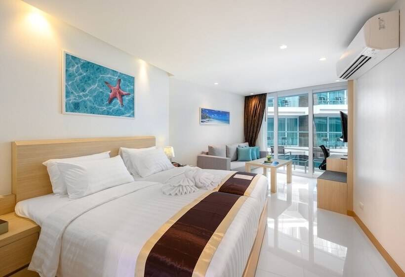 اتاق سوپریور, The Beachfront Hotel Phuket