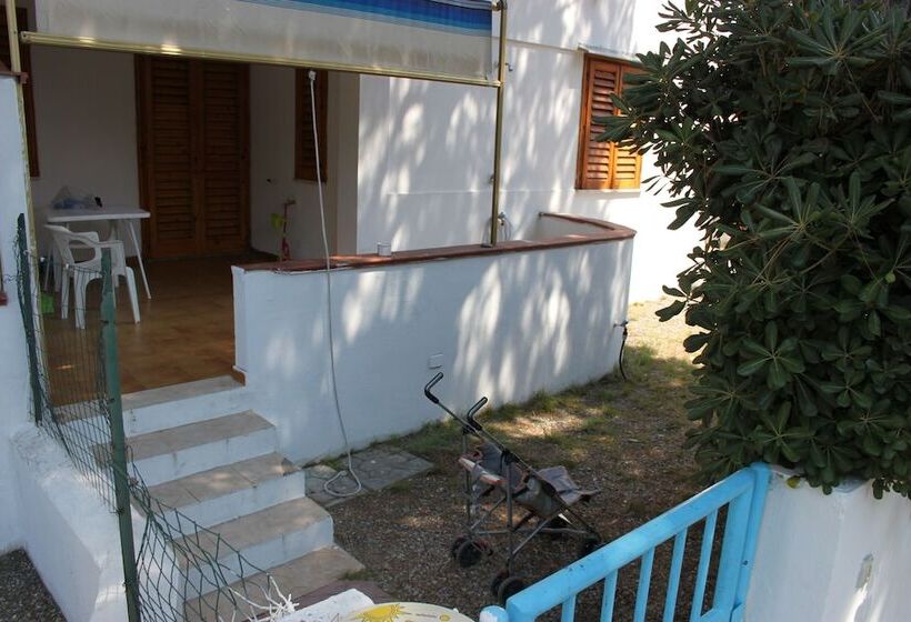 Апартаменты 1 Спальня Нижний Этаж, Residence Mareblu