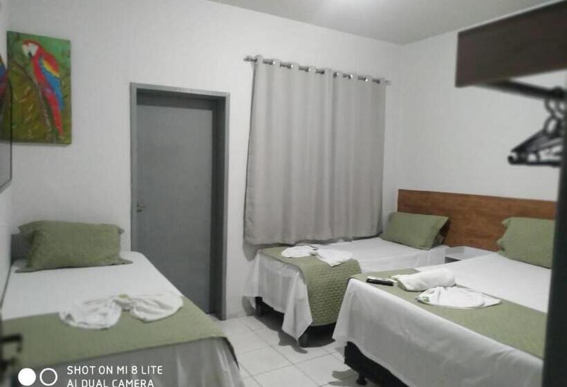 标准三人间, Pousada Aracaju