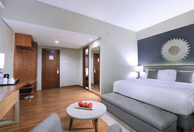 Номер Deluxe, Aston Inn Batu