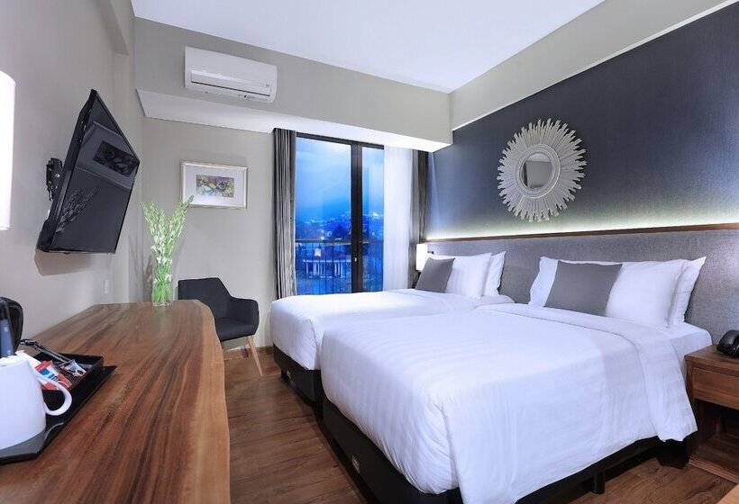 Номер Superior, Aston Inn Batu