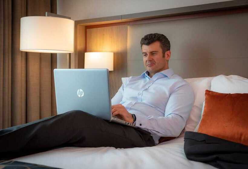 Номер Deluxe, Clayton Hotel Birmingham