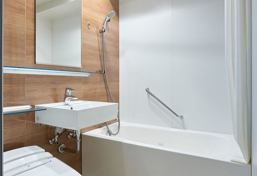 Номер Комфорт, Mitsui Garden Hotel Gotanda   Tokyo