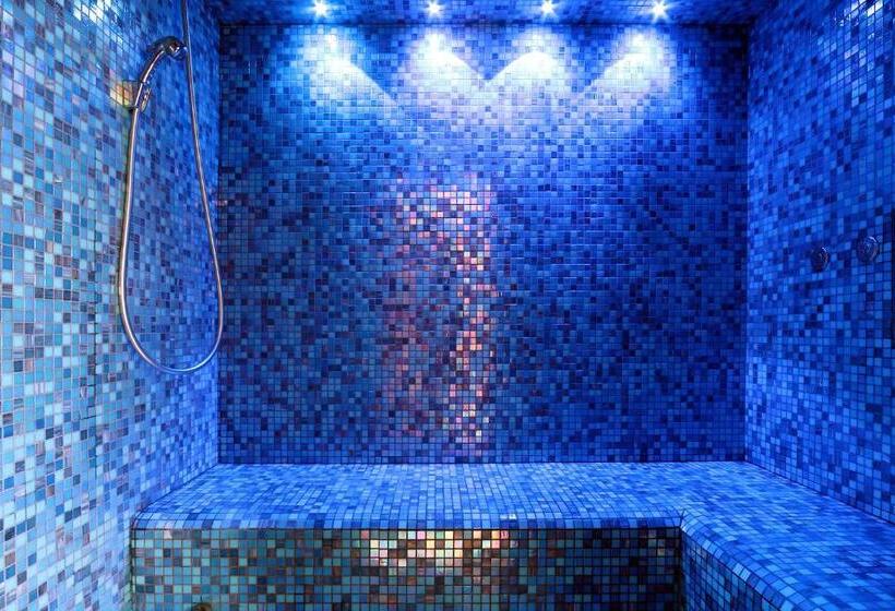 اتاق استاندارد سه تخته با چشم‌انداز باغ, Bed & Wellness Fisterre