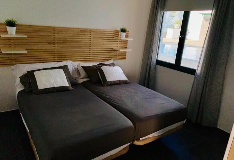 Apartamento Dúplex 1 Dormitório, Apartamentos Zalabar