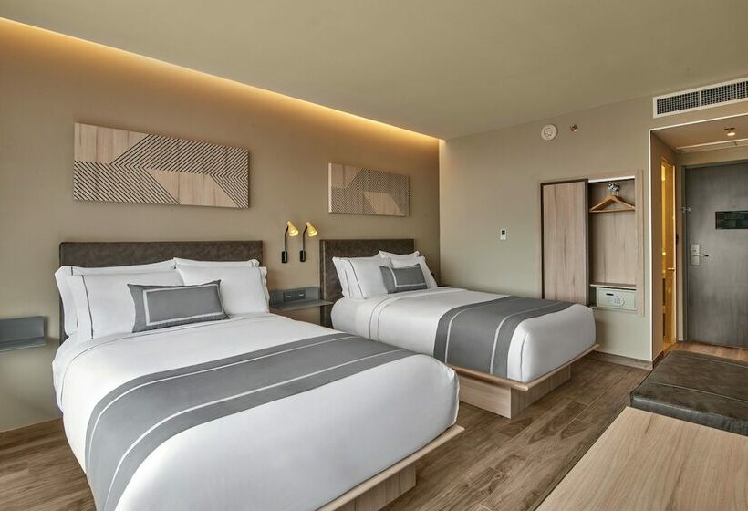 ２ダブルベッドのスタンダードルーム, City Express Plus By Marriott Ensenada