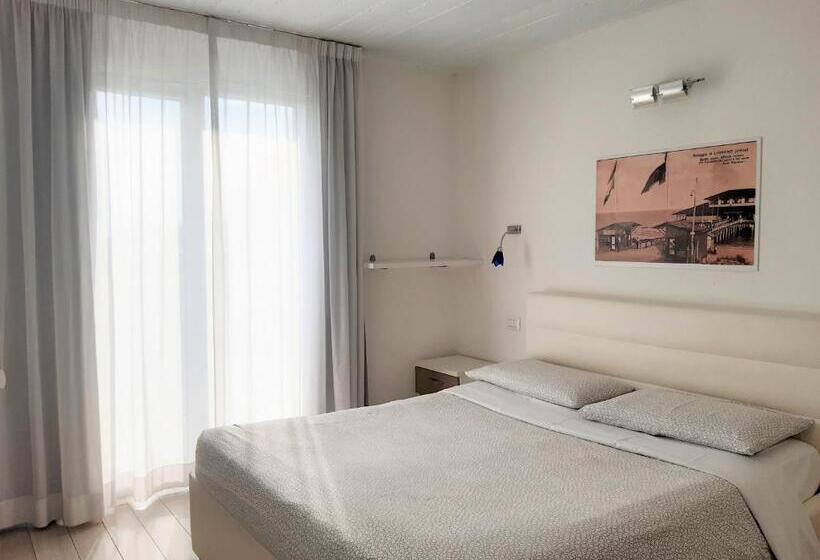 Апартаменты 2 Спальни, Appart Hotel Holiday