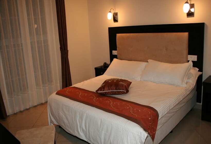 اتاق استاندارد, 2 Horloges