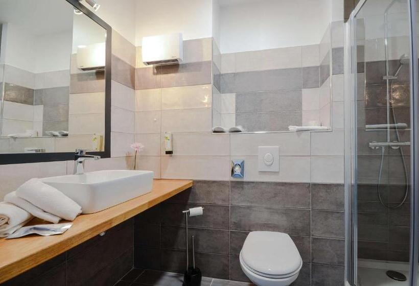 Номер Классика Кровать Кинг, Sure Hotel By Best Western Beziers Le Monestie