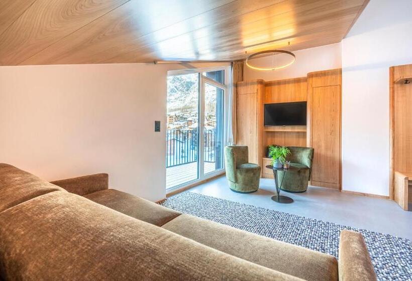 سوییت خانوادگی, Boutique Hotel La Gorge