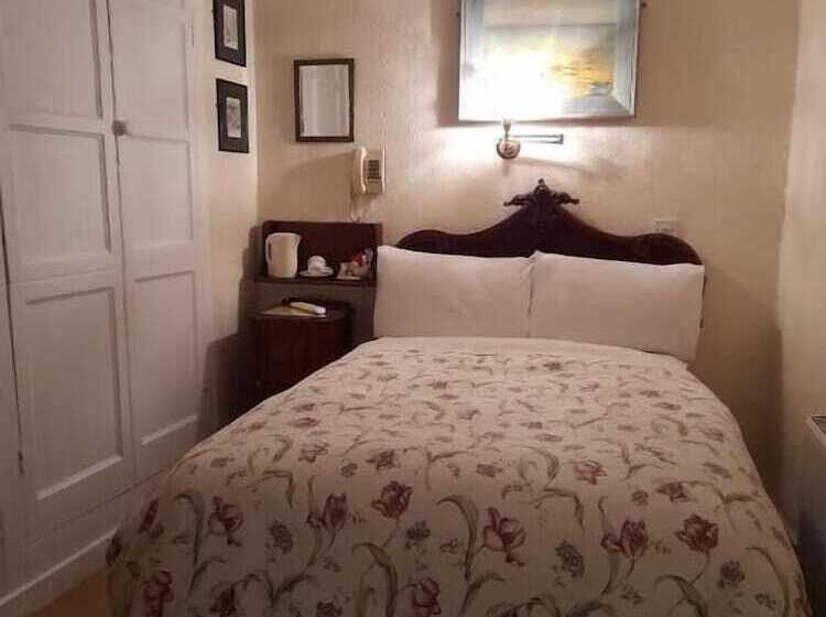 标准单人间, Red Setter Town House B&b