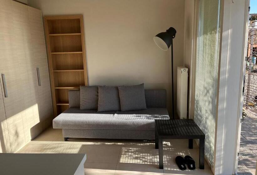 스탠다드 스튜디오, Residenza La Beccata