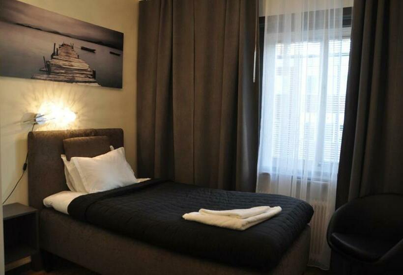 Номер Стандарт Индивидуальный, Kungsbacken Hotell & Konferens
