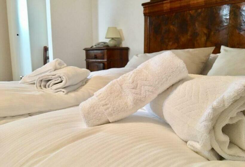 标准间, Agriturismo Scacciapensieri