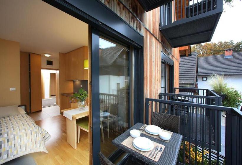 استودیو استاندارد با بالکن, Apartments And Rooms Bernik
