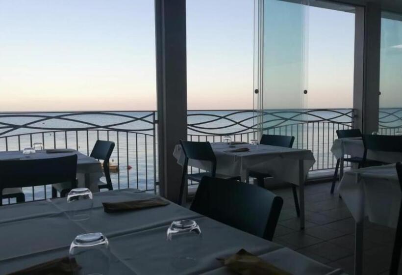 شقة عائلية, Residence Adriatico