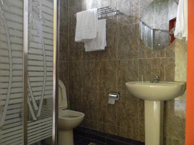 استودیوی استاندارد, Villa Osoleil
