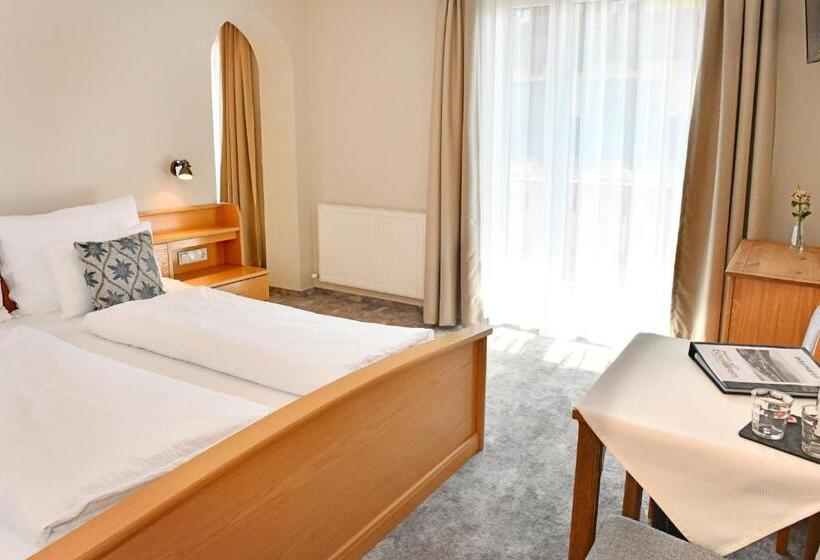 Четырехместный Номер Стандарт, Pension Eichenheim