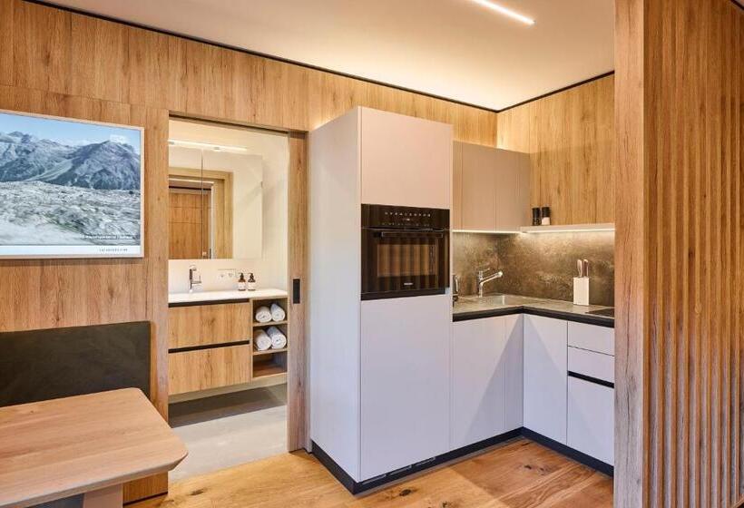 Студия Стандарт, Appartements Täli