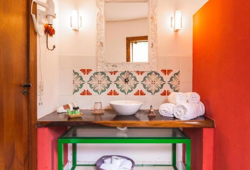 سوییت لوکس, Casa Da Lua Pousada