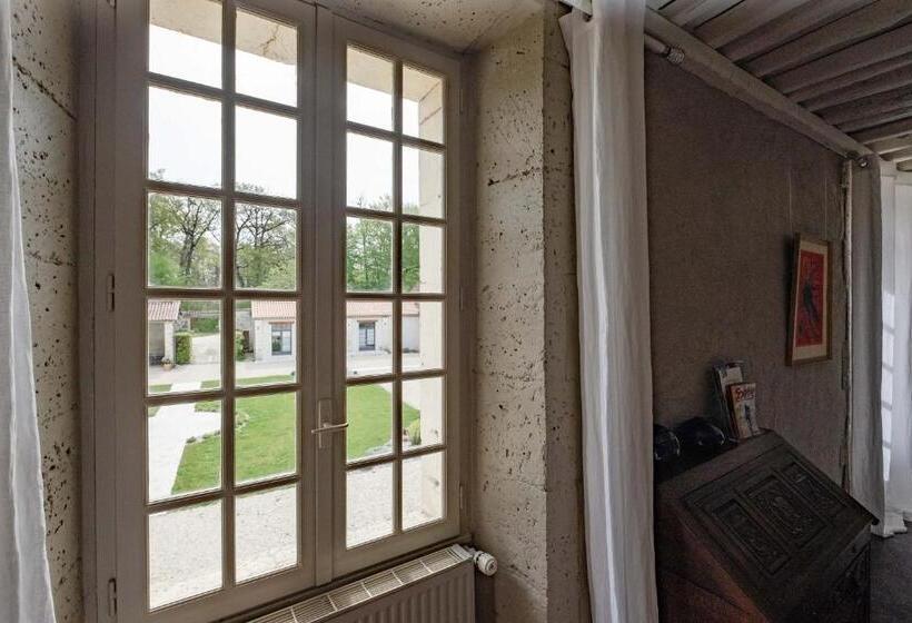 Номер Стандарт, Domaine De Montboulard