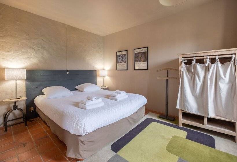 Дом 2 Спальни, Domaine De Montboulard