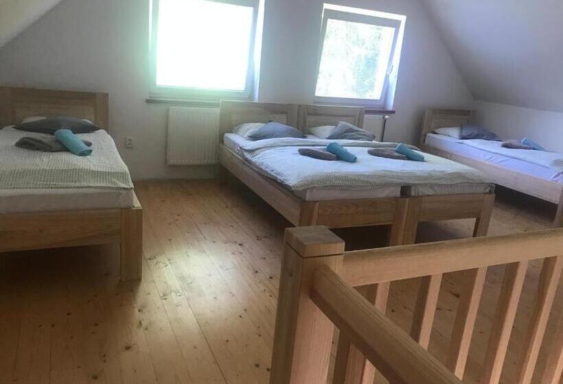 スタンダードスタジオ, Penzion U Můstku Jiřího Rašky