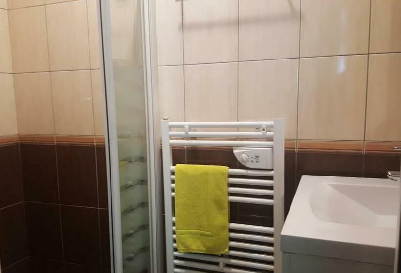 Дом 1 Спальня, Ferme Ithurburia