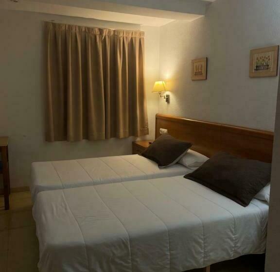 Номер Стандарт, Hostal María
