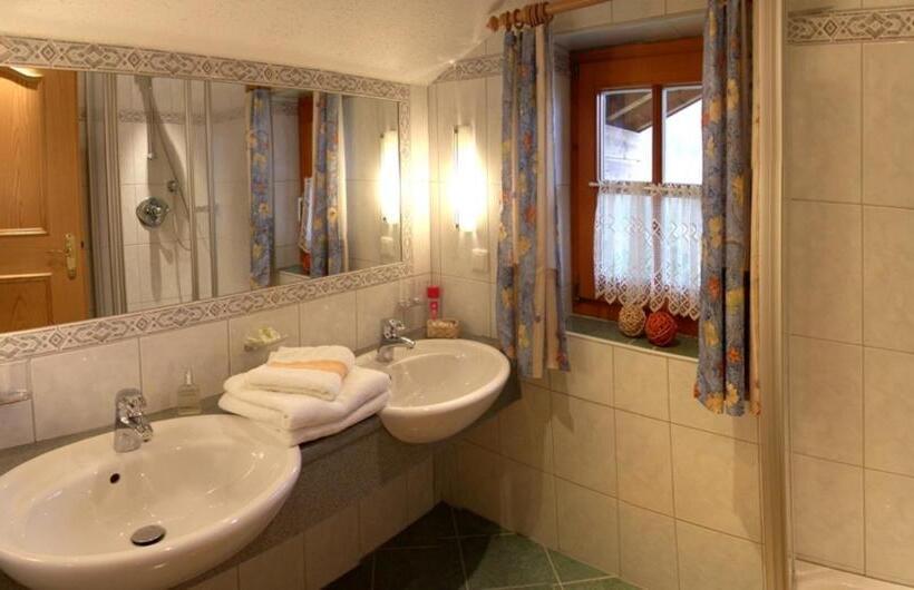 Апартаменты 3 Спальни, Wandlehenhof