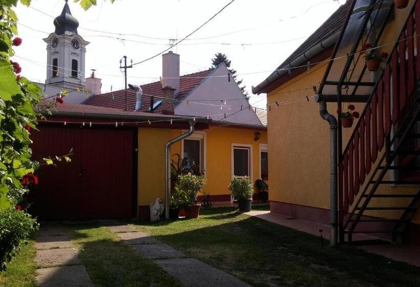 آپارتمان 1 خوابه, Zách Klára Utcai Apartman