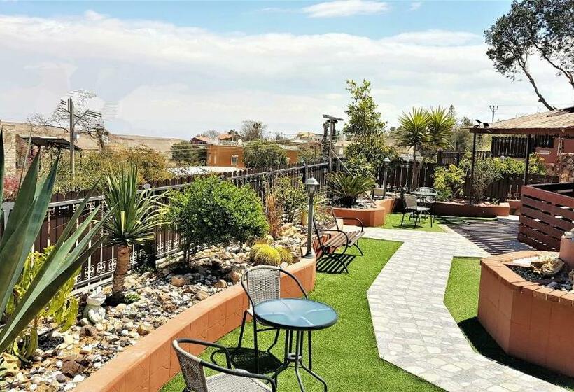 패밀리 스튜디오, Dead Sea Sun Guest House