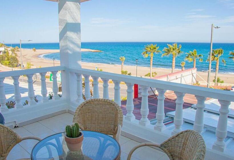 Номер Стандарт Вид на Море с Балконом, La Esperanza Beach  Zona Pubs Y Restaurantes